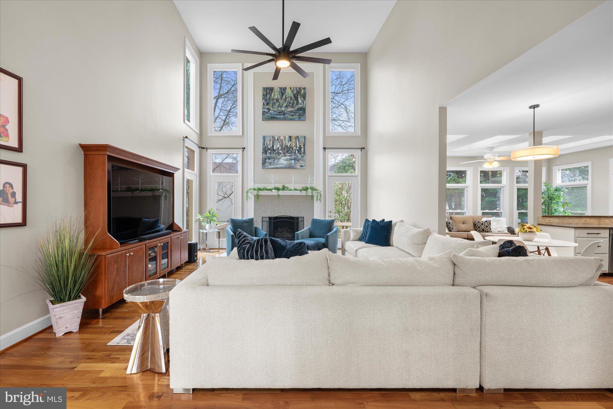 CHANTILLY HIGHLANDS - Residential