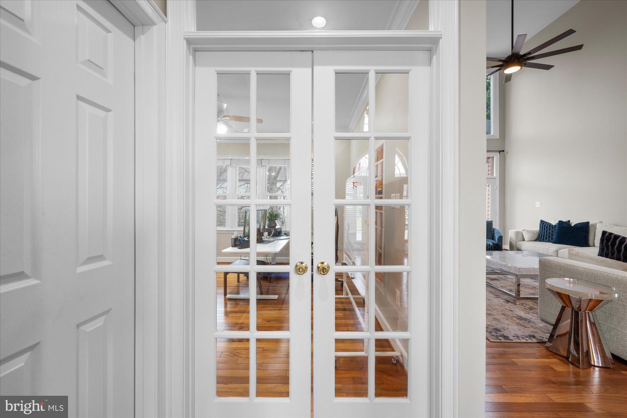 CHANTILLY HIGHLANDS - Residential