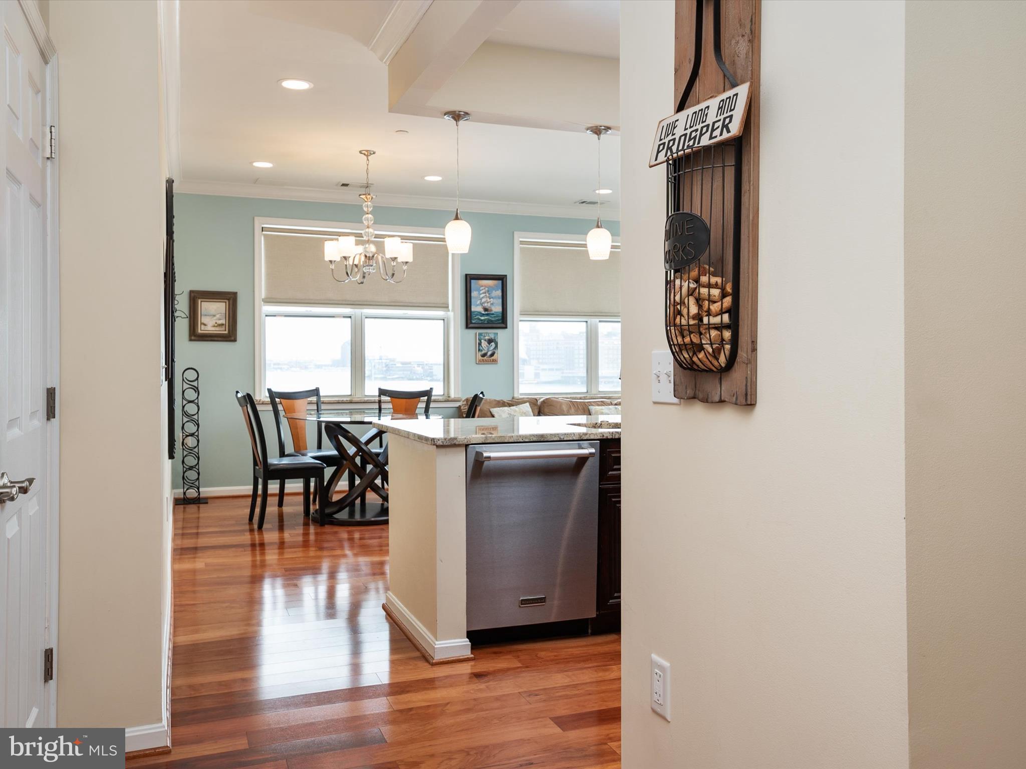 PIERSIDE AT HARBORVIEW - Residential