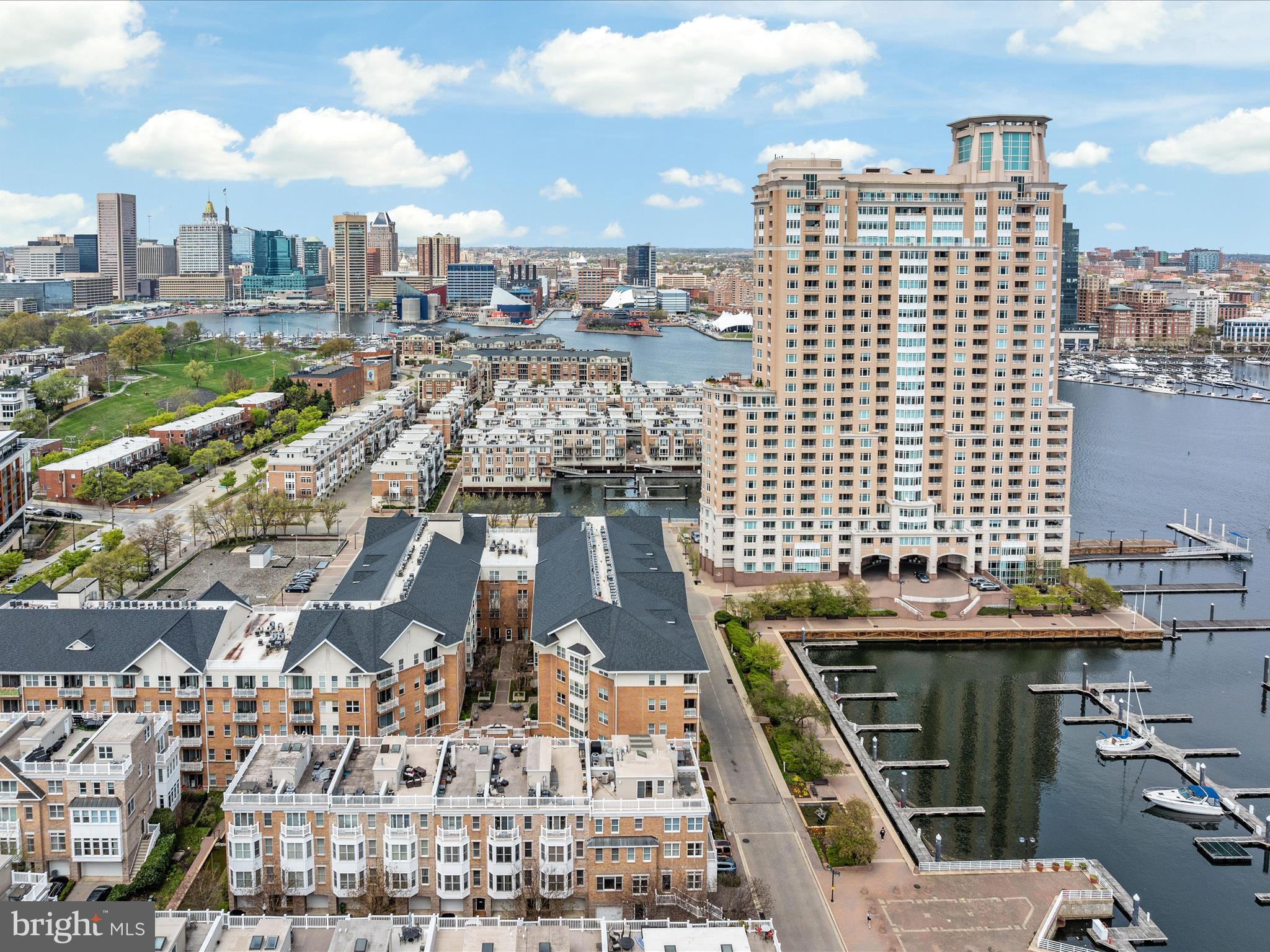 PIERSIDE AT HARBORVIEW - Residential