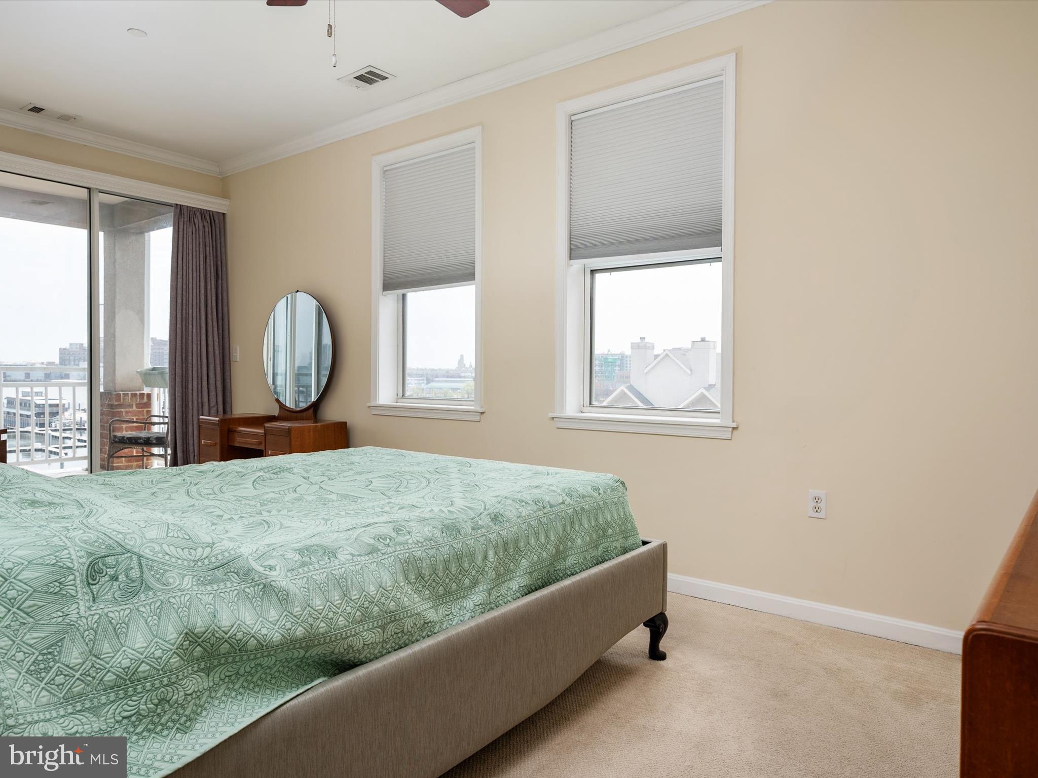 PIERSIDE AT HARBORVIEW - Residential