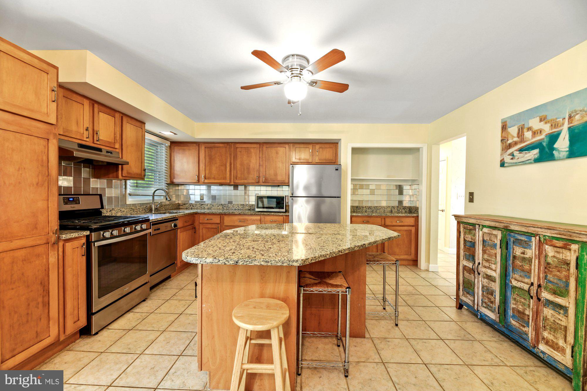 PARKVILLE/CARNEY - Residential