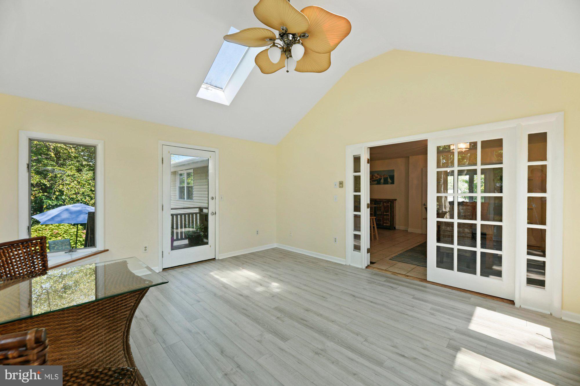 PARKVILLE/CARNEY - Residential