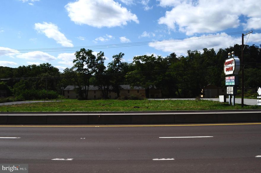 7.96 Acres, Route 61 Prime Building Site.  Public Sewer, Water, Natural Gas and Electric on site.  Approximately 390' of State Route 61 frontage.  Highly visible with convenient access traveling North or South on busy Route 61.  Buildings on property to be removed by Buyer if desired.  Property being sold for land value.  Call Agent for details.