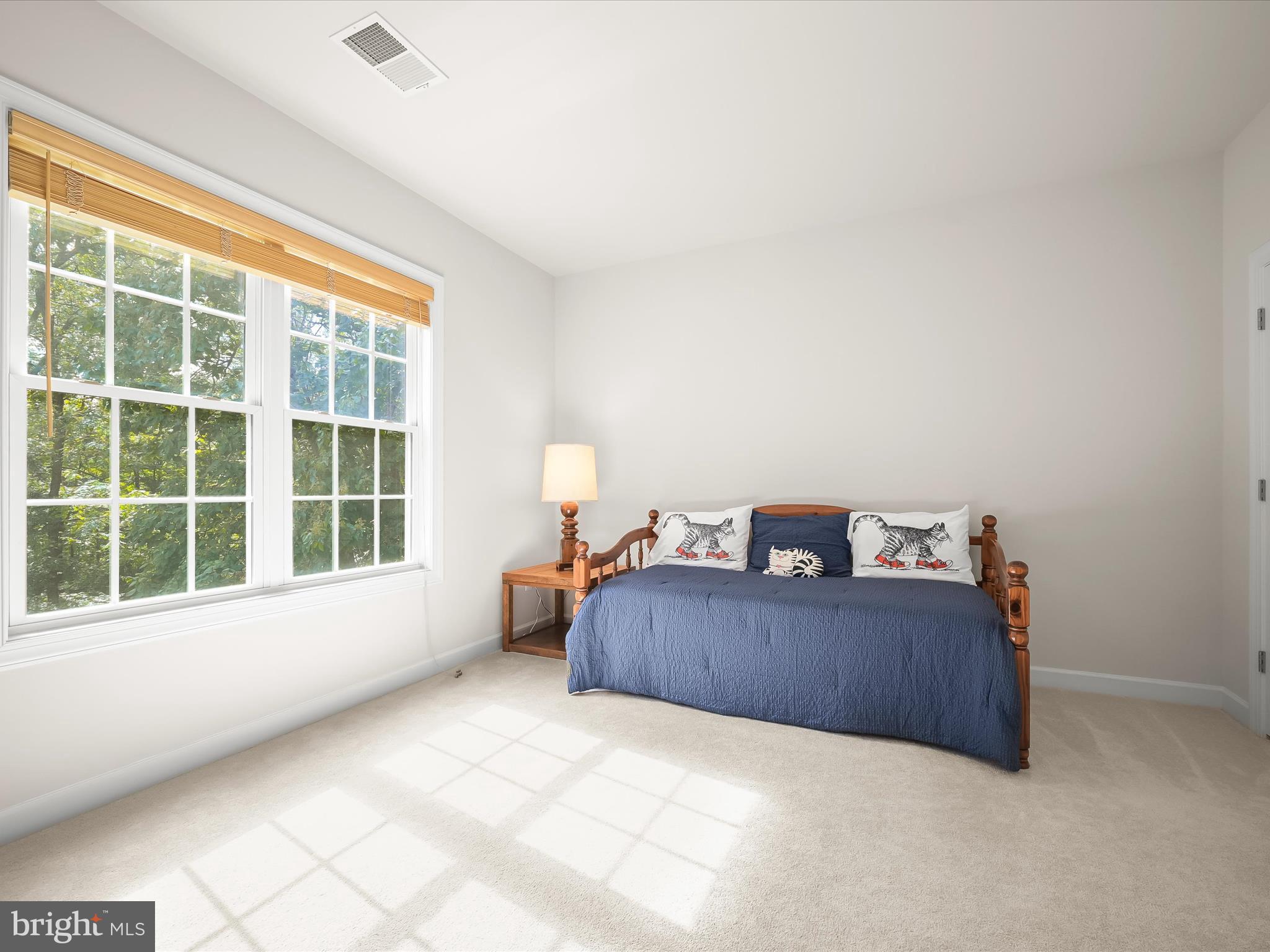 RIVERWOOD - Residential