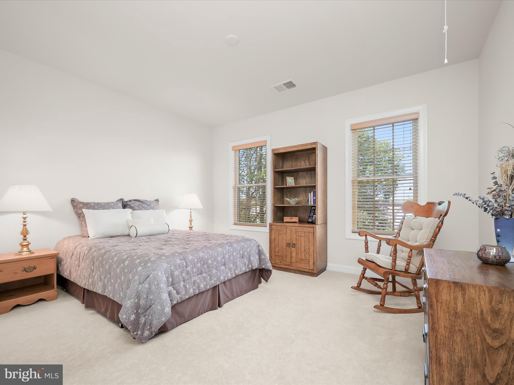 RIVERWOOD - Residential