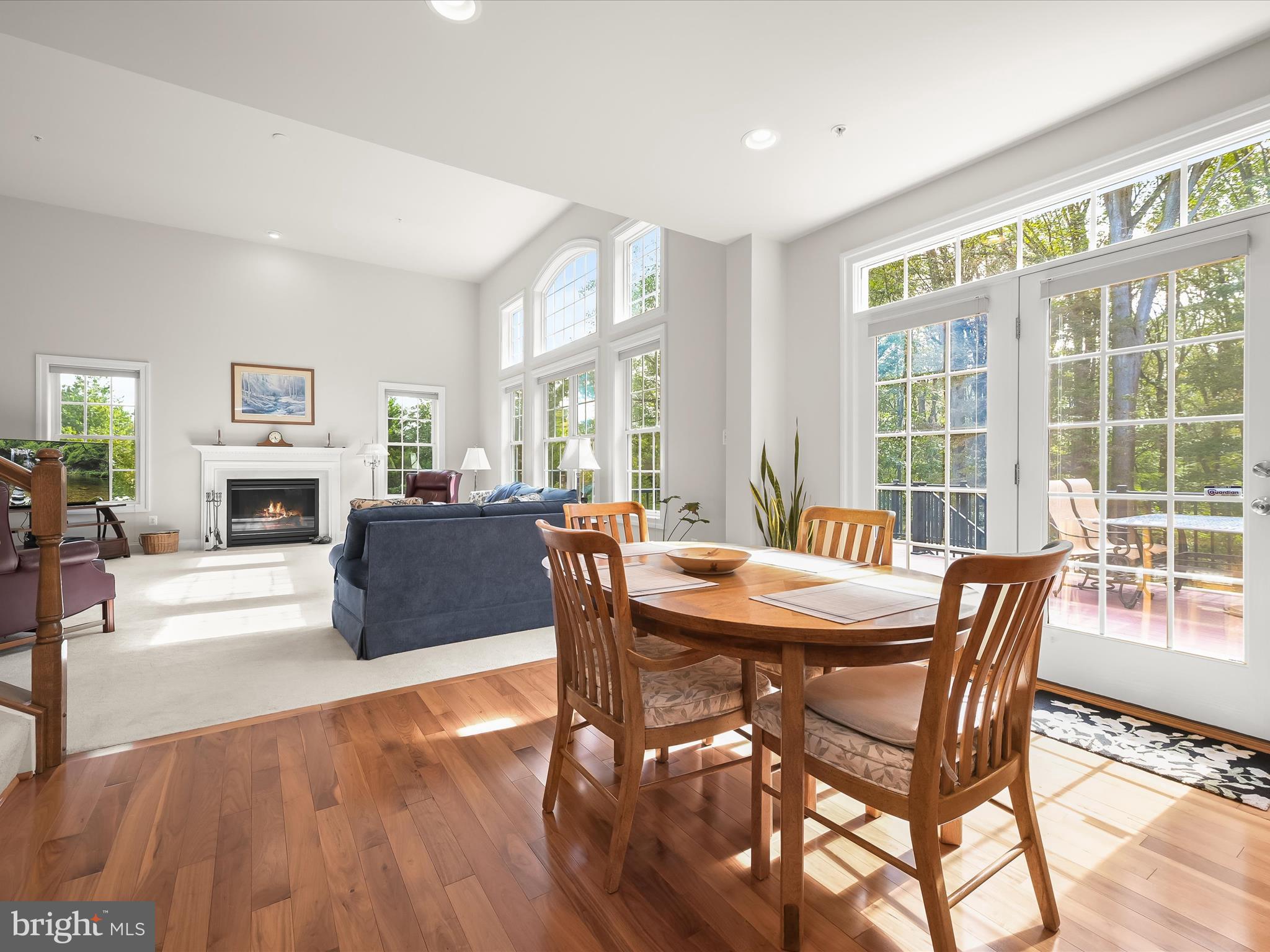 RIVERWOOD - Residential