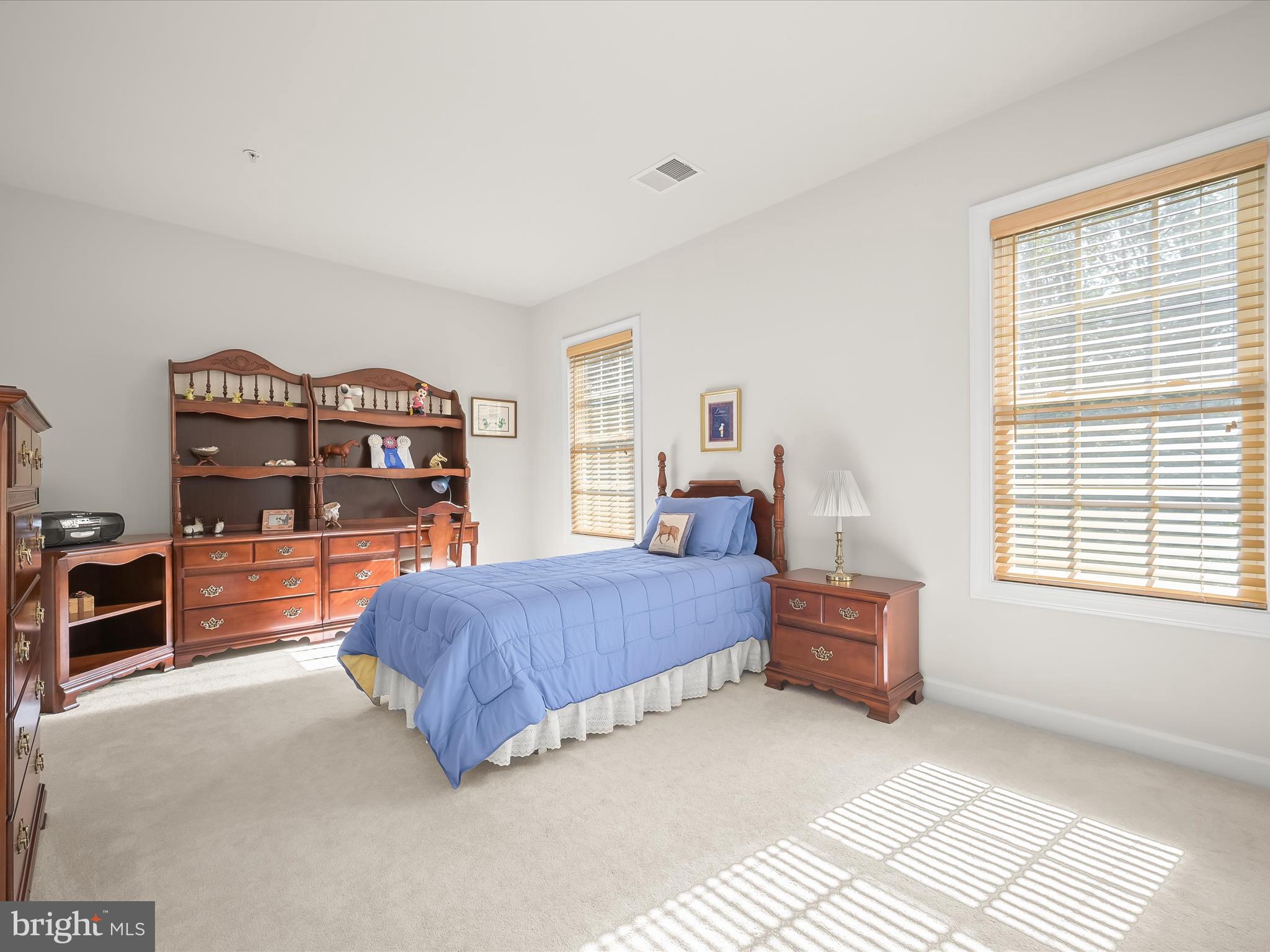 RIVERWOOD - Residential