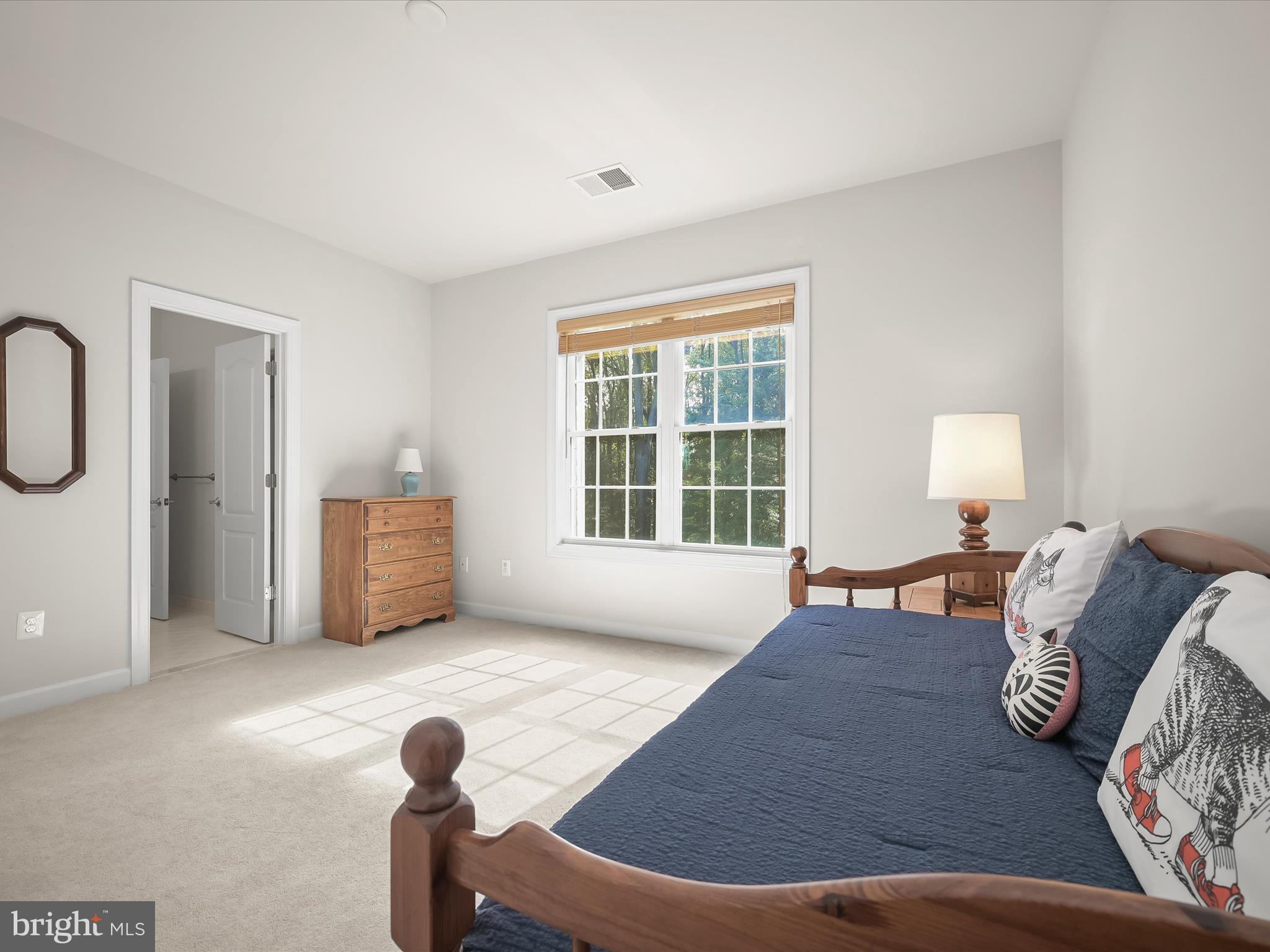 RIVERWOOD - Residential