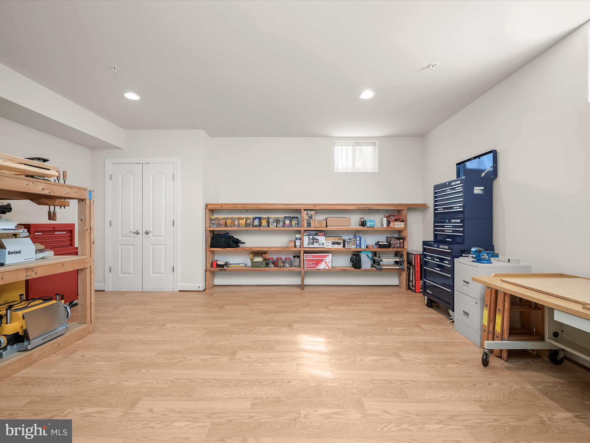 RIVERWOOD - Residential