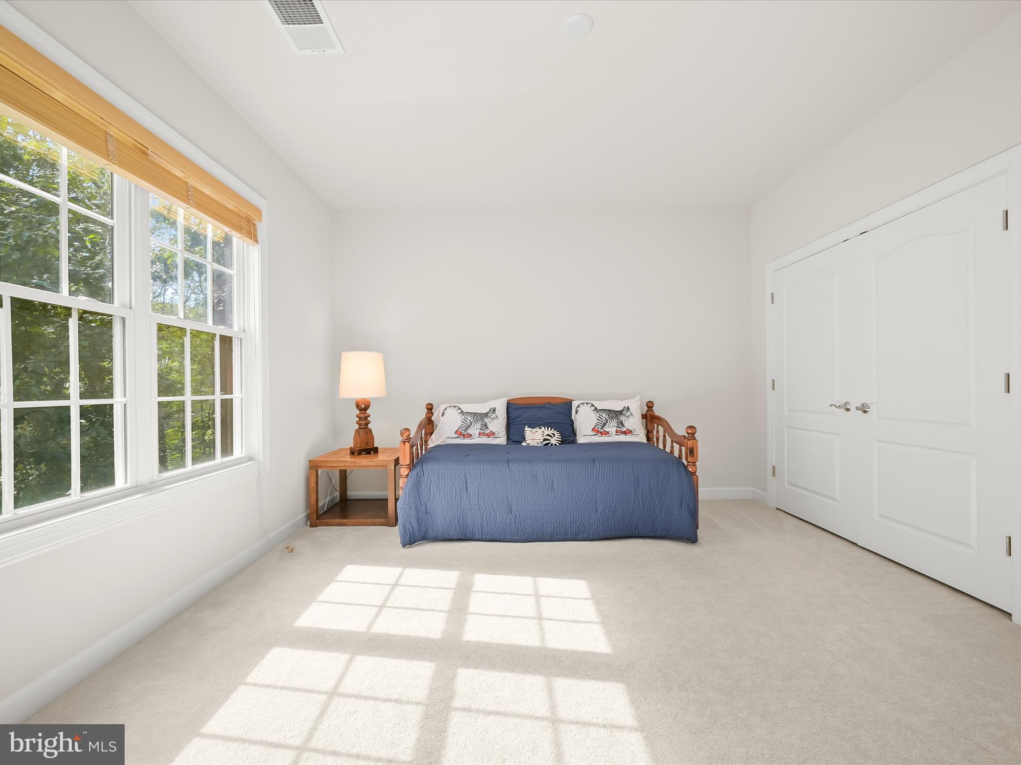 RIVERWOOD - Residential