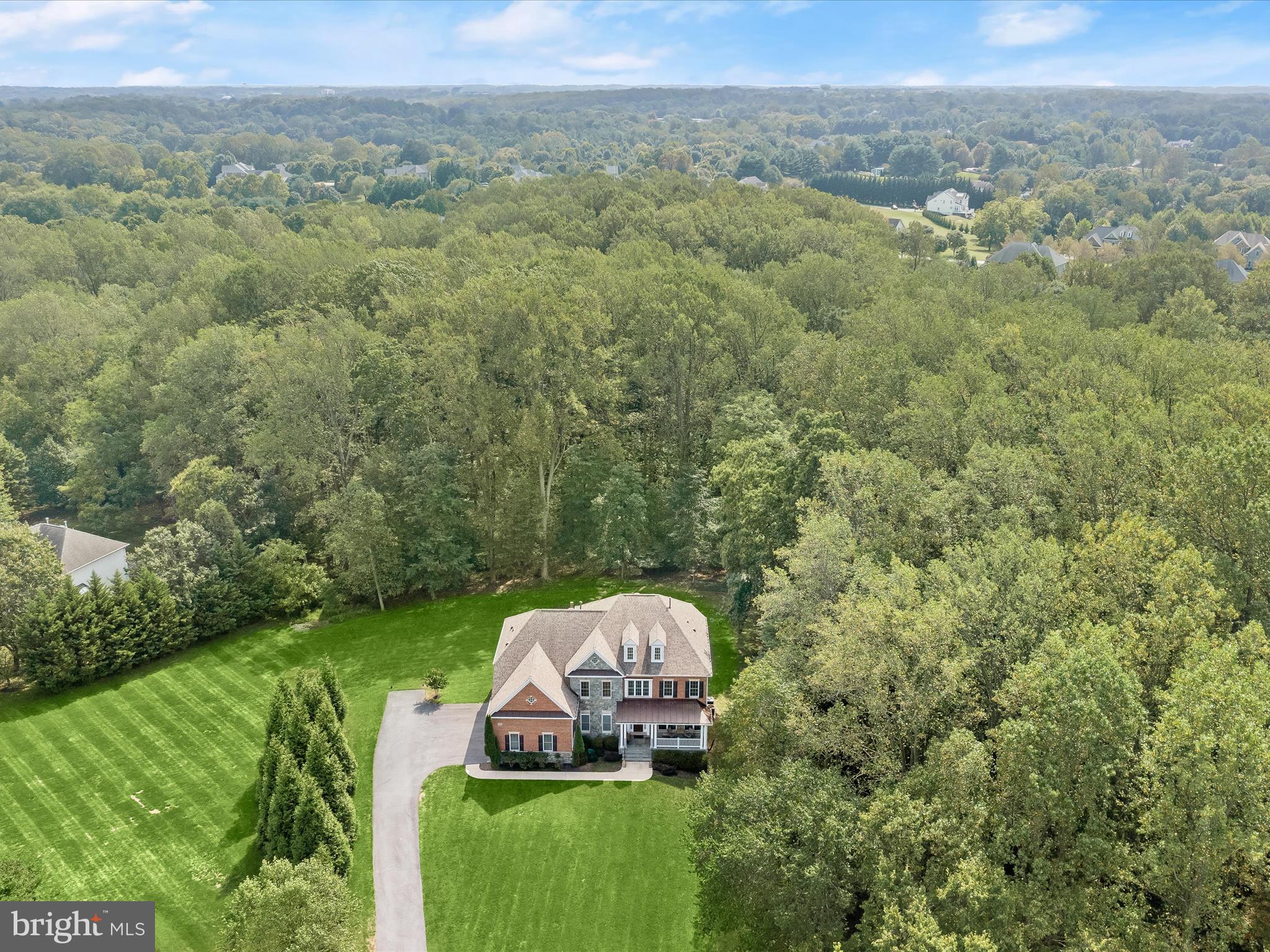 RIVERWOOD - Residential