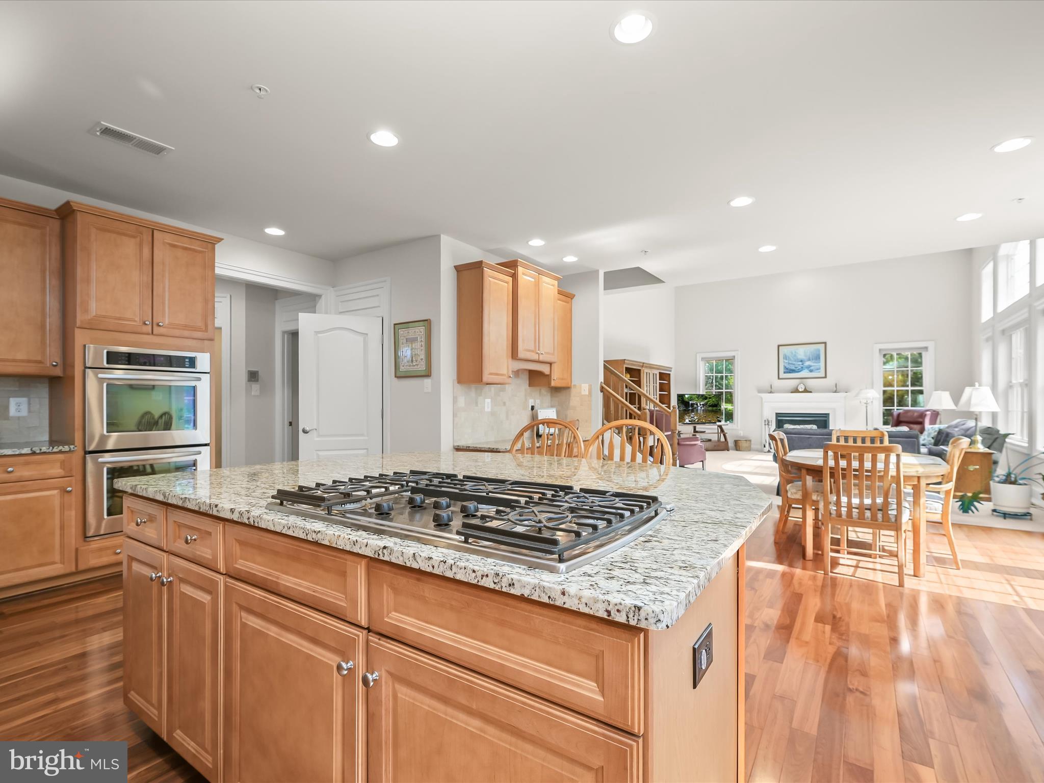 RIVERWOOD - Residential