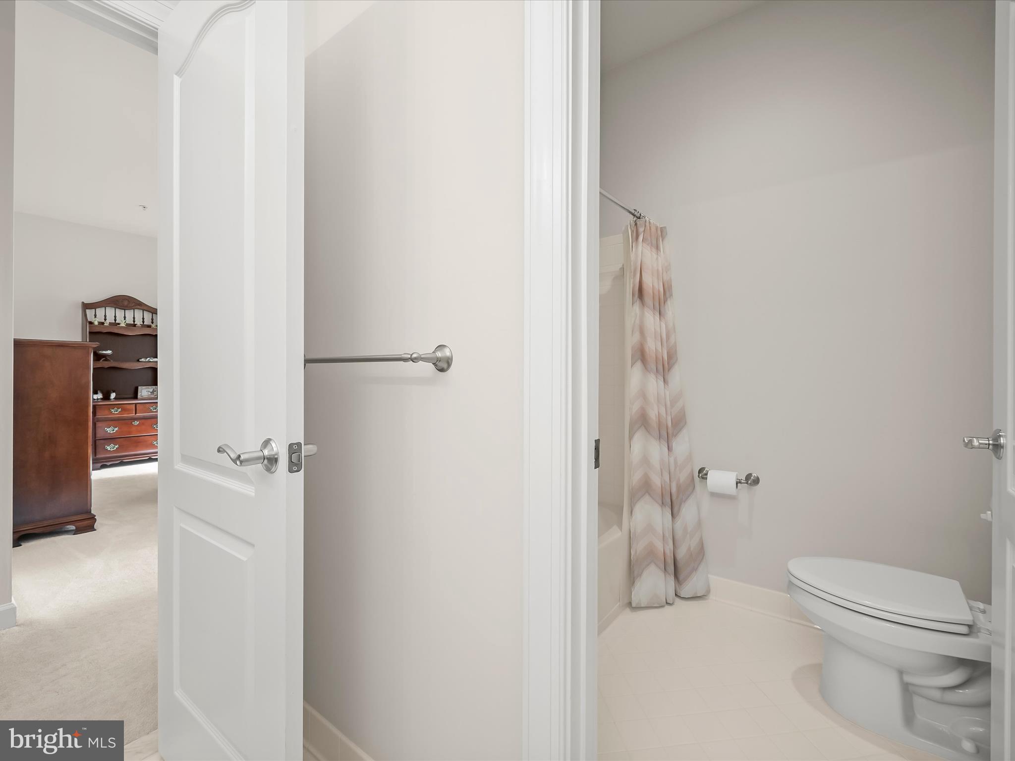 RIVERWOOD - Residential