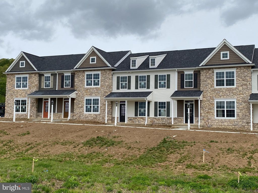 Photo of 2454 ARTESIAN WAY #85, LANCASTER, PA 17601 (MLS # PALA2034452)