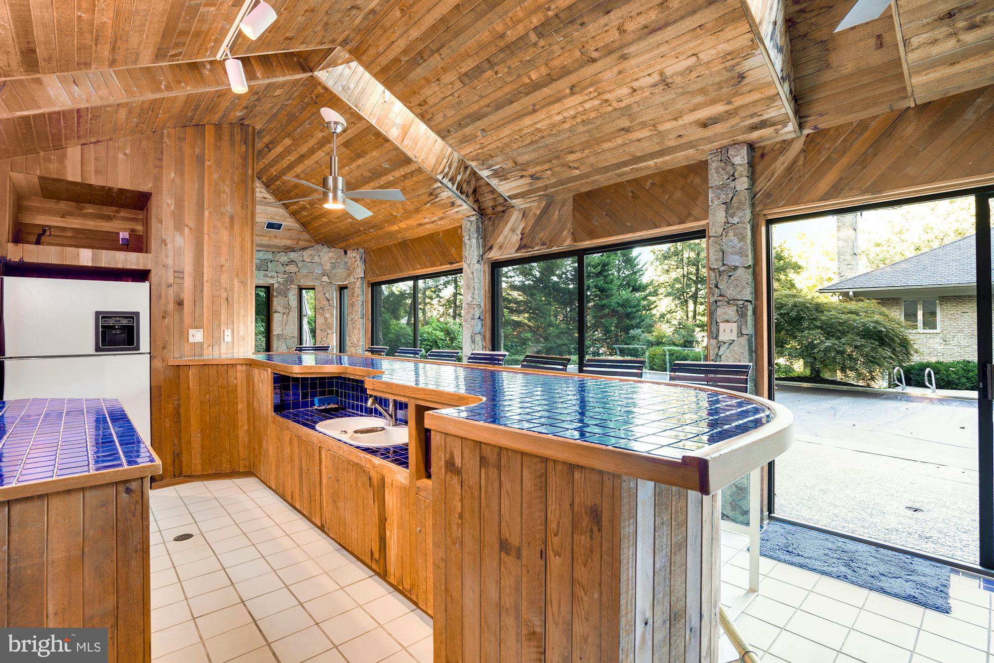 BANNOCKBURN ESTATES - Residential