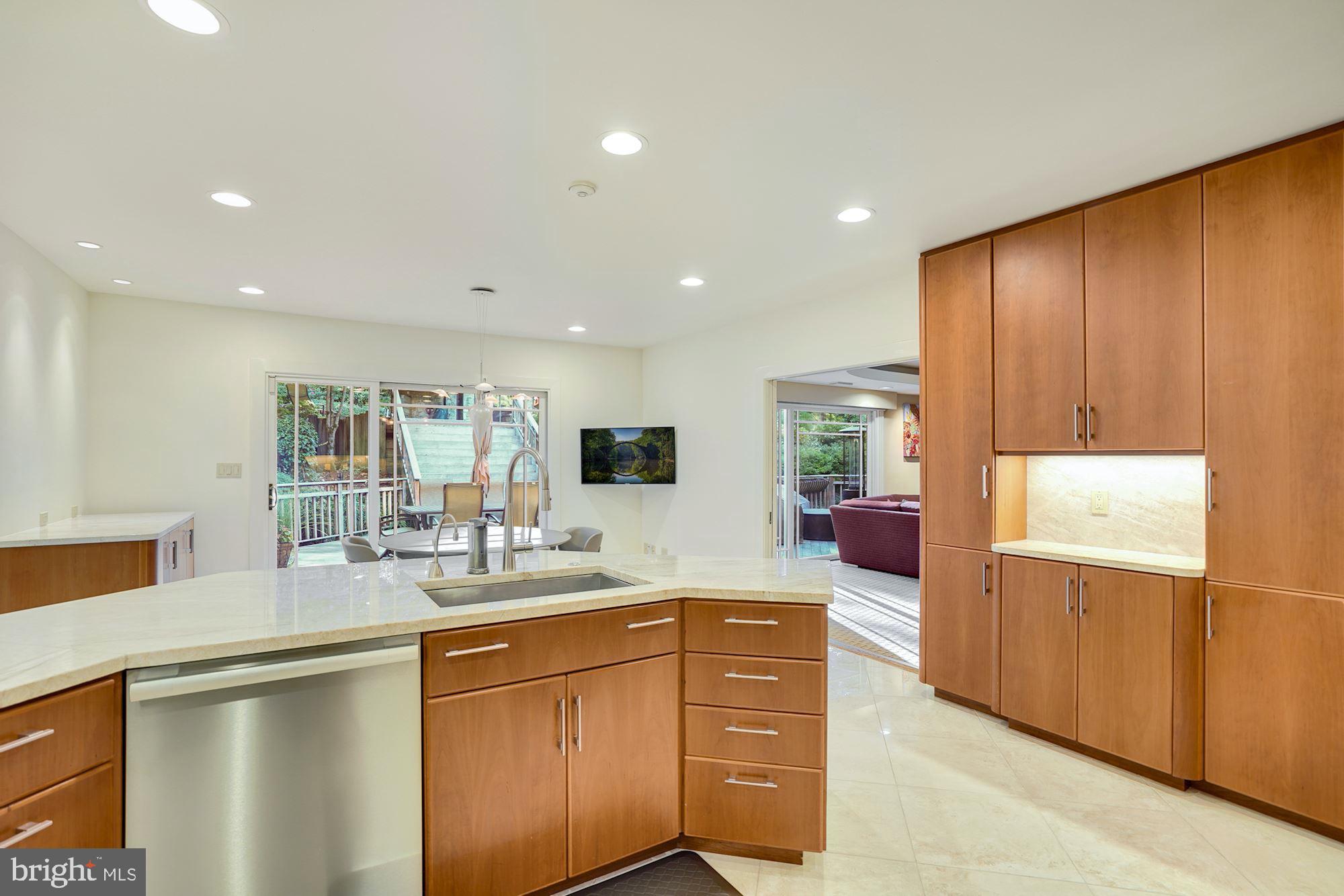 BANNOCKBURN ESTATES - Residential