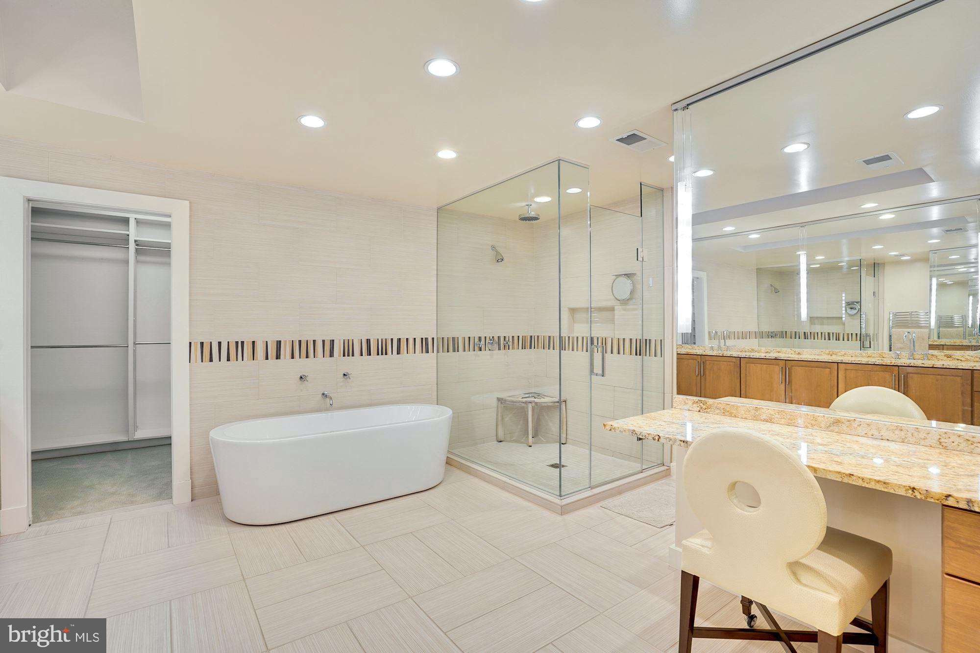 BANNOCKBURN ESTATES - Residential