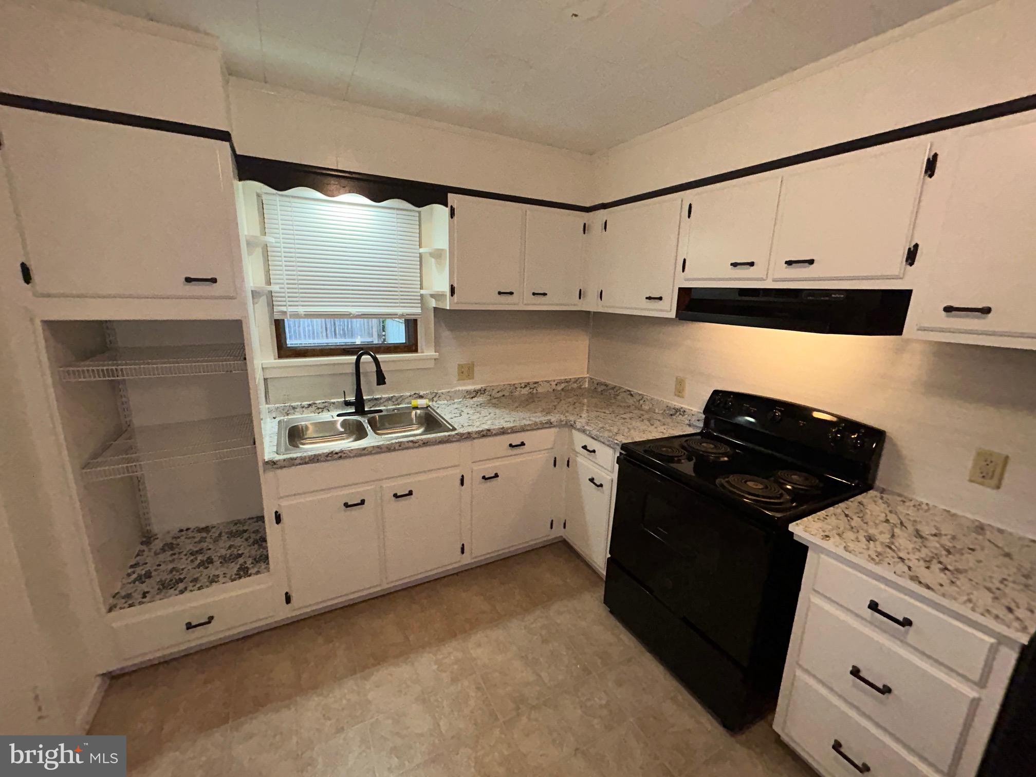 LEBANON CITY - Residential Lease