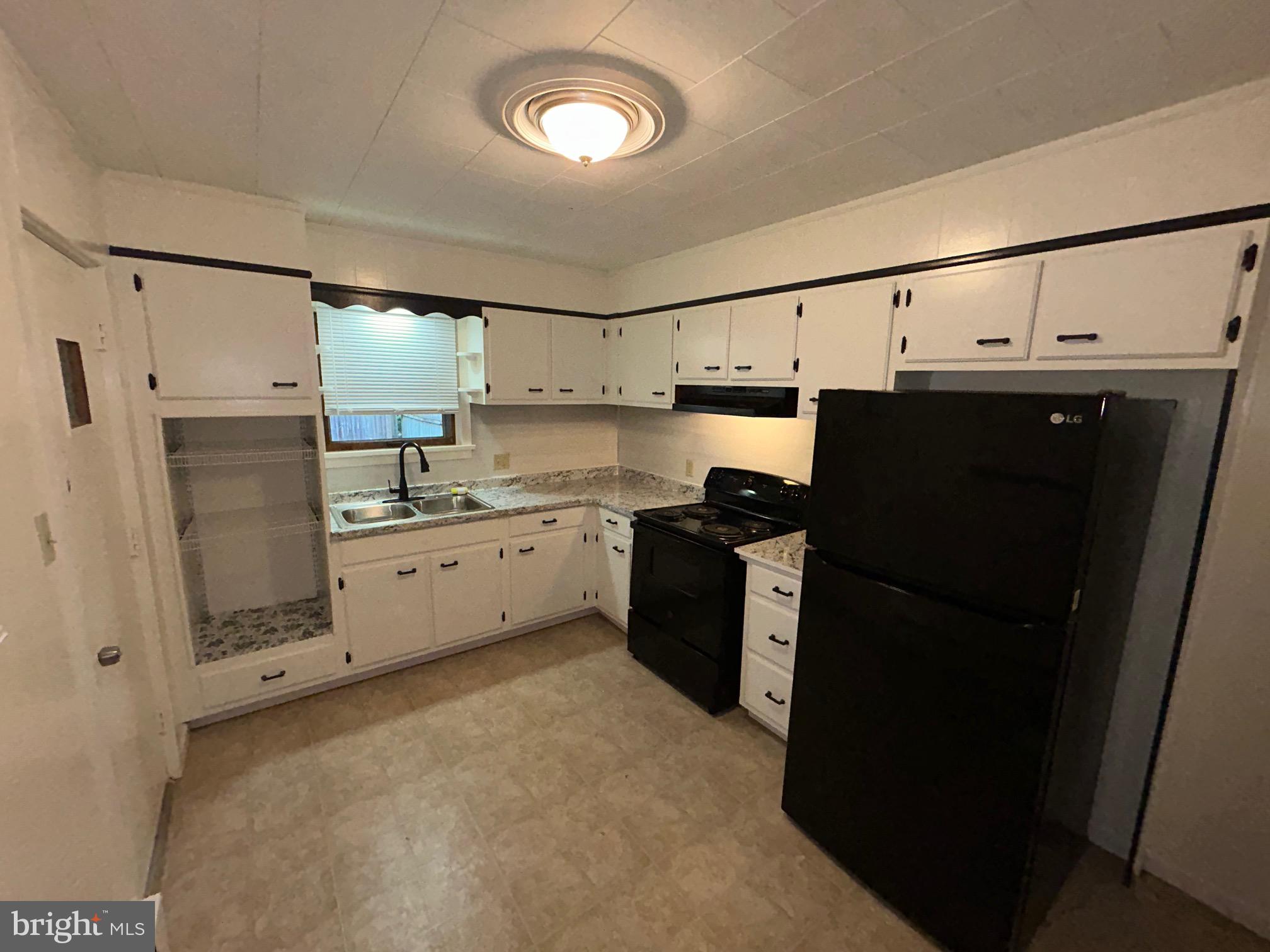 LEBANON CITY - Residential Lease