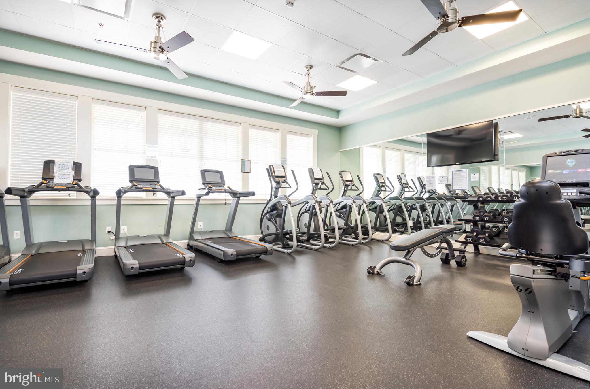 DOMINION VALLEY COUNTRY CLUB - Residential