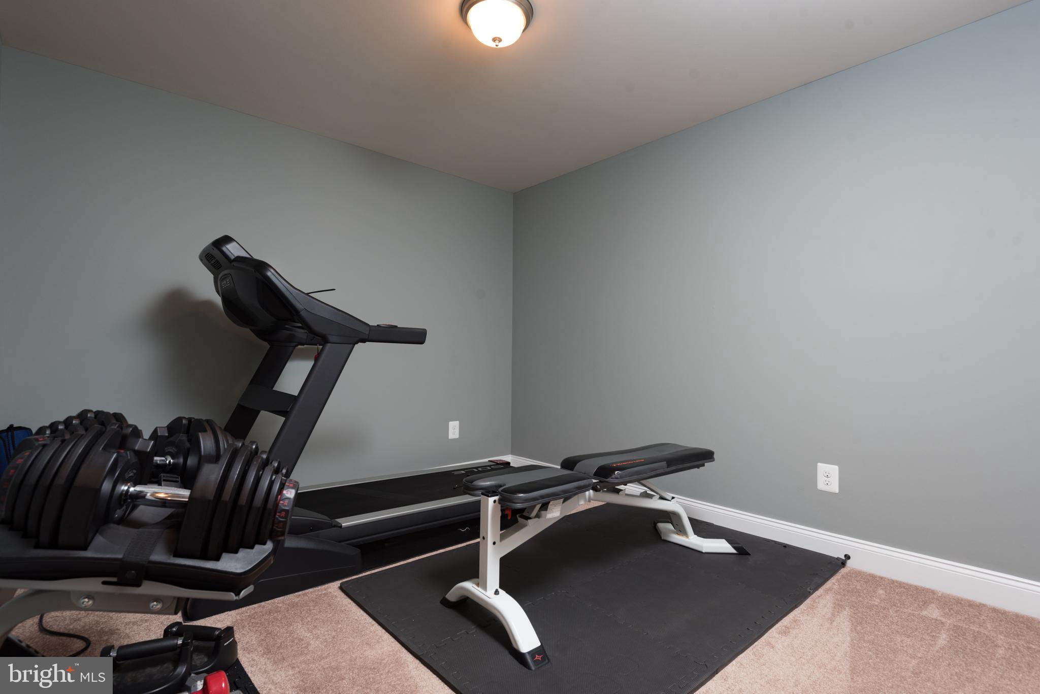 DOMINION VALLEY COUNTRY CLUB - Residential