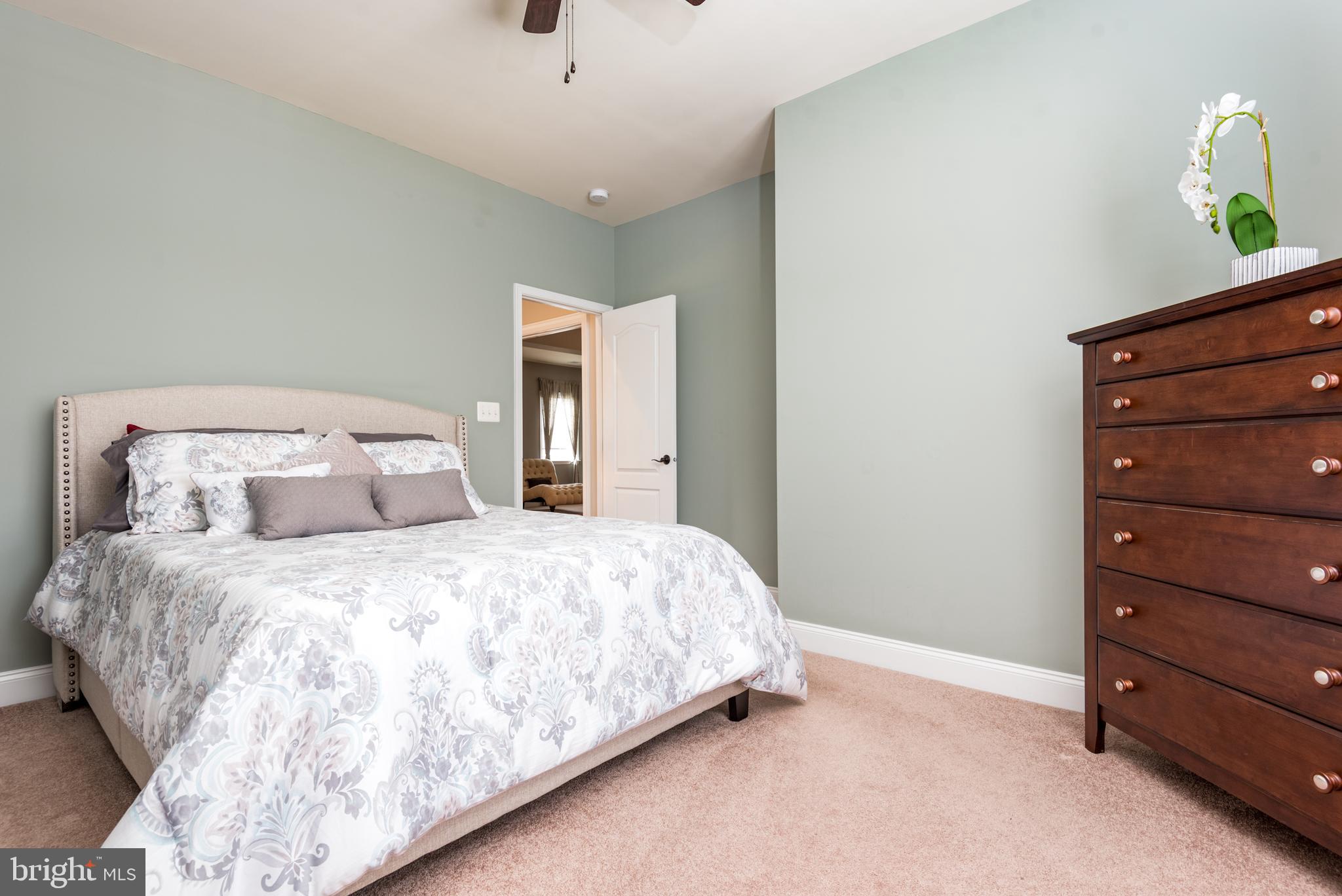 DOMINION VALLEY COUNTRY CLUB - Residential