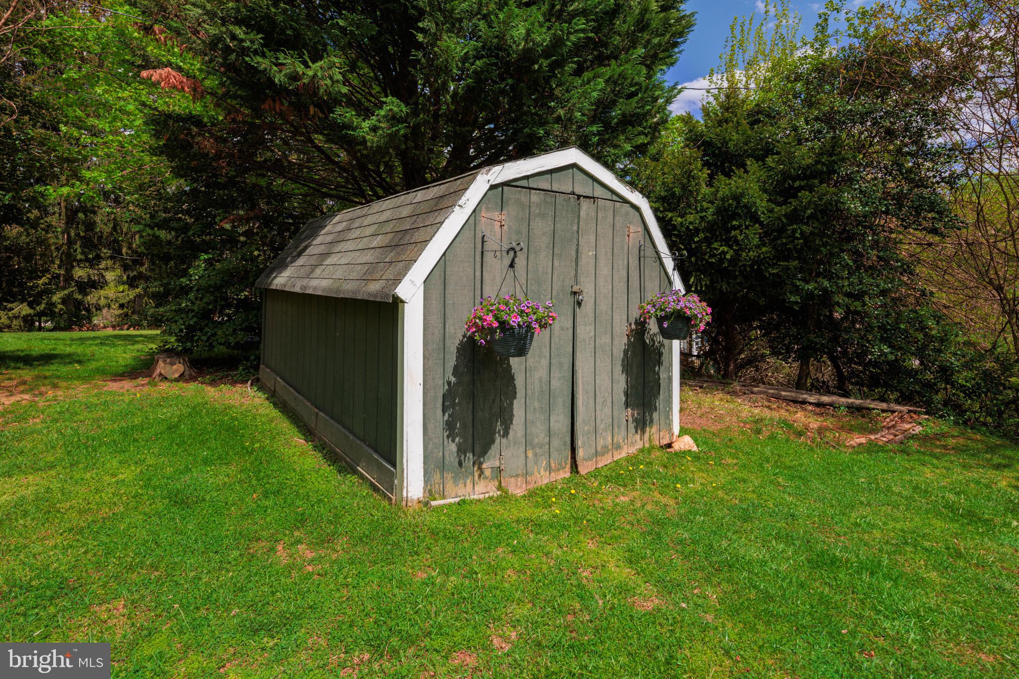 WILTON ACRES - Residential