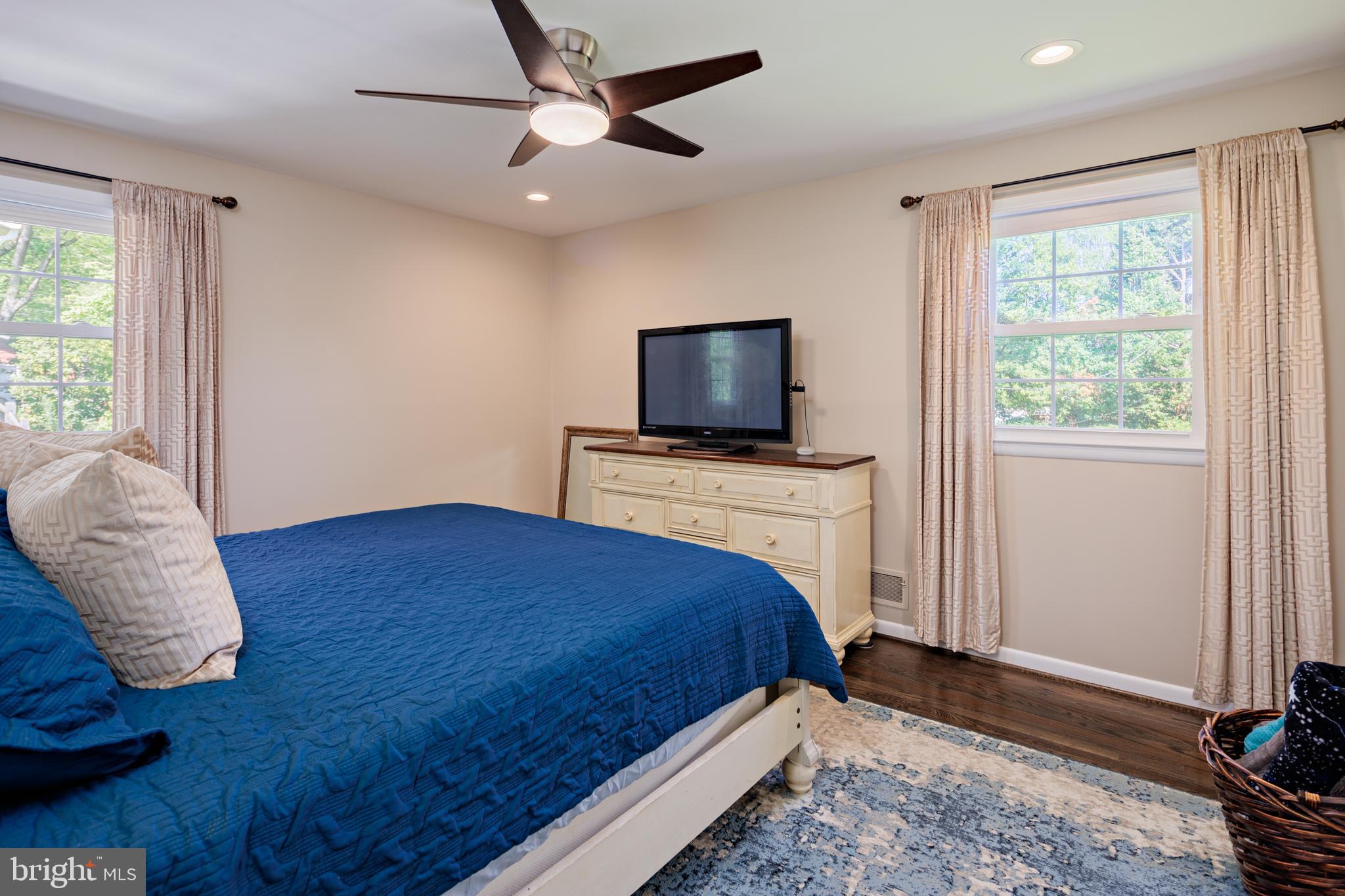 WILTON ACRES - Residential