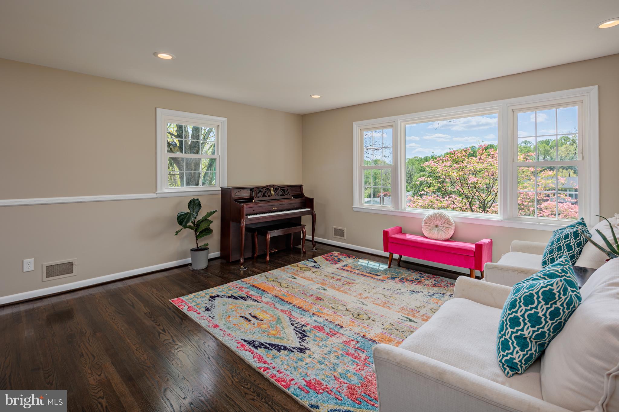 WILTON ACRES - Residential