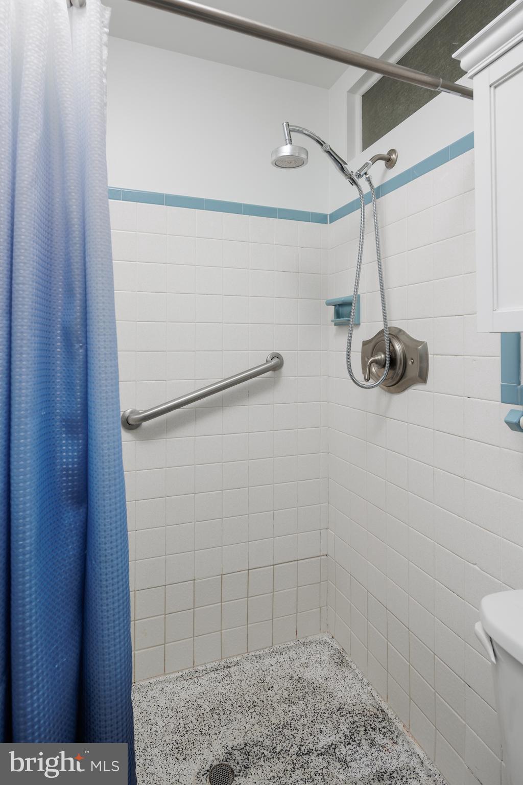 WILTON ACRES - Residential