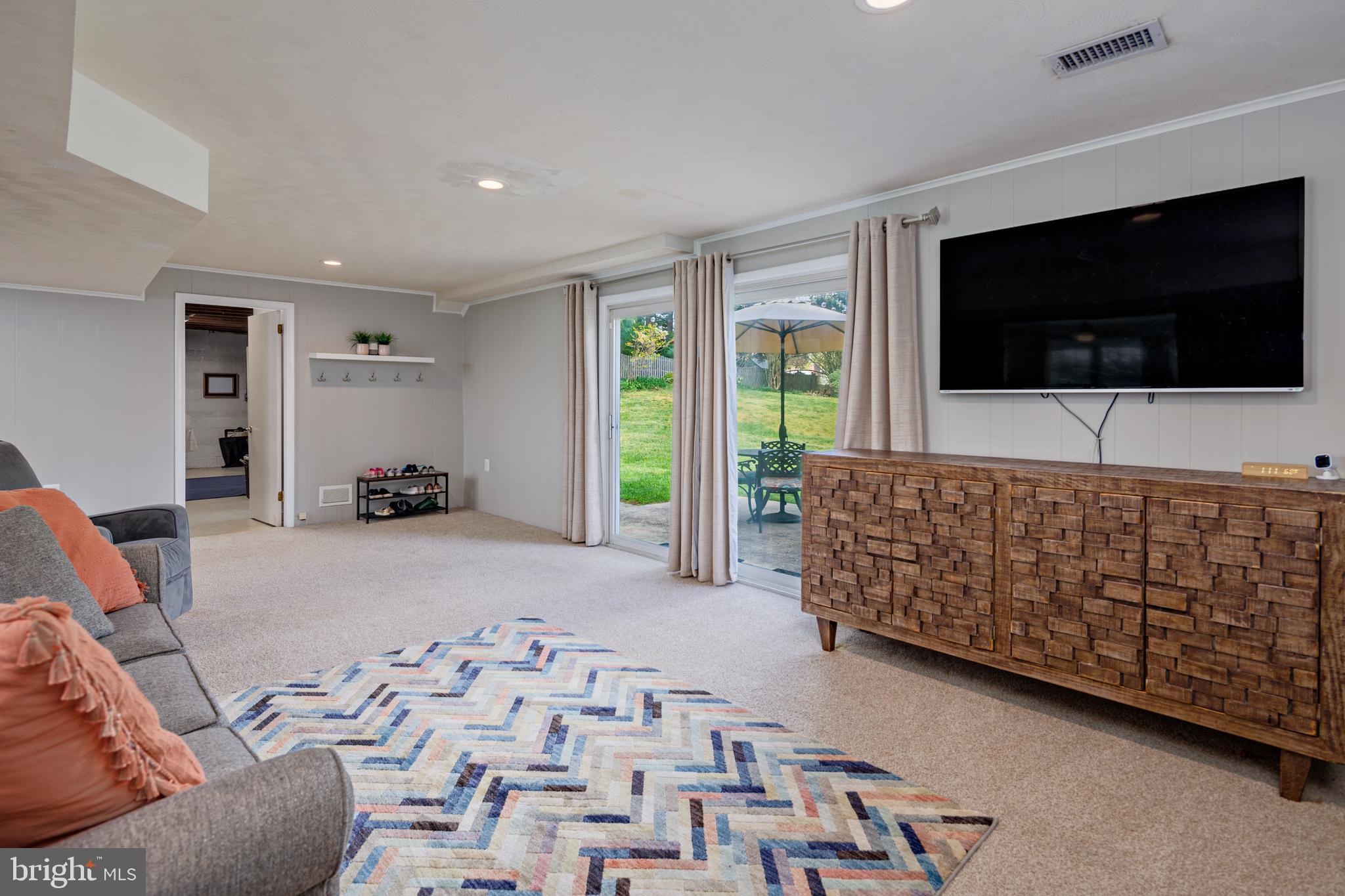 WILTON ACRES - Residential