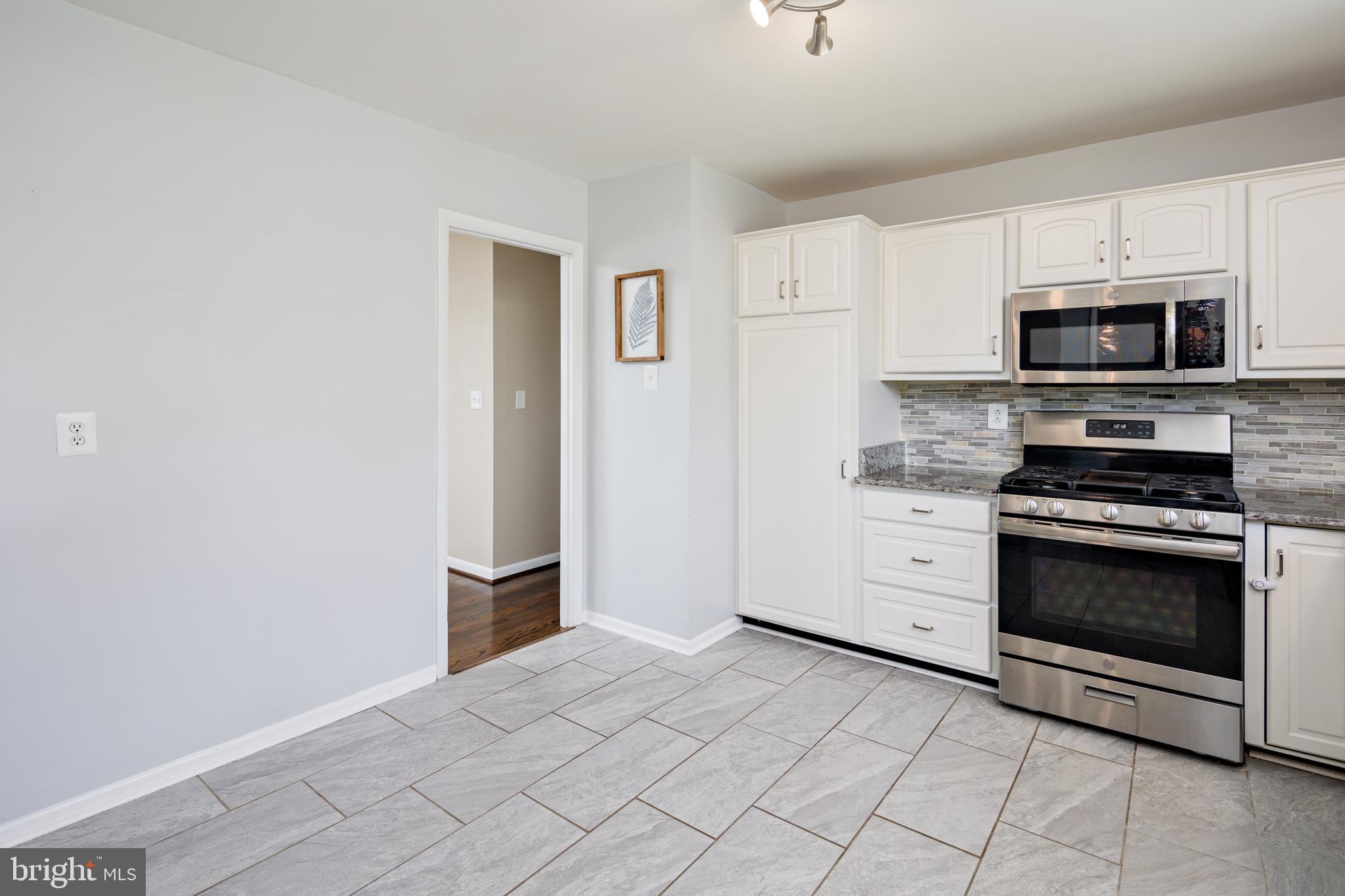 WILTON ACRES - Residential