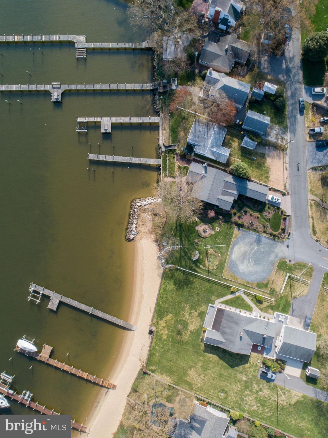 LOCH HAVEN - Residential