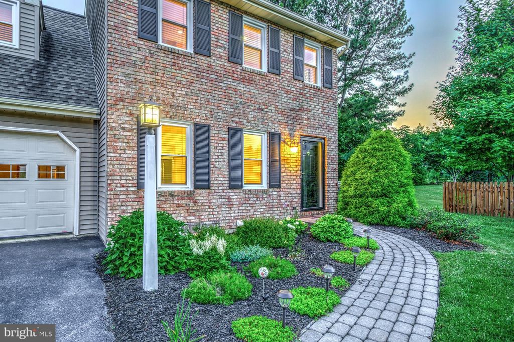 Photo of 37 Winding Way, Lititz, PA 17543 (MLS # PALA2052728)