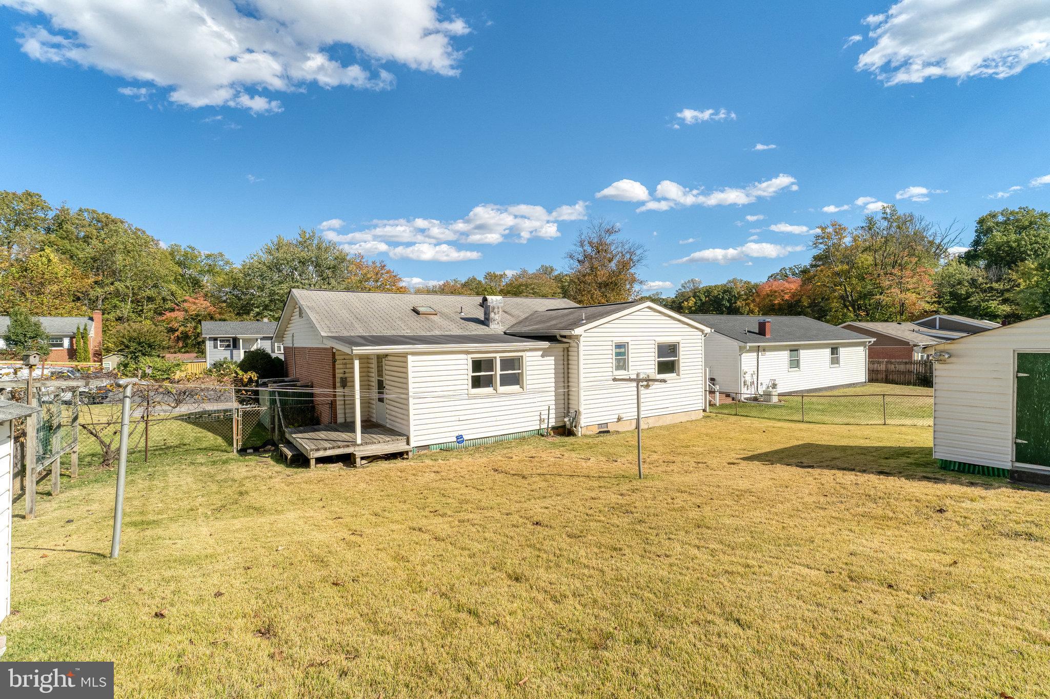 3723 FAIRFIELD LANE