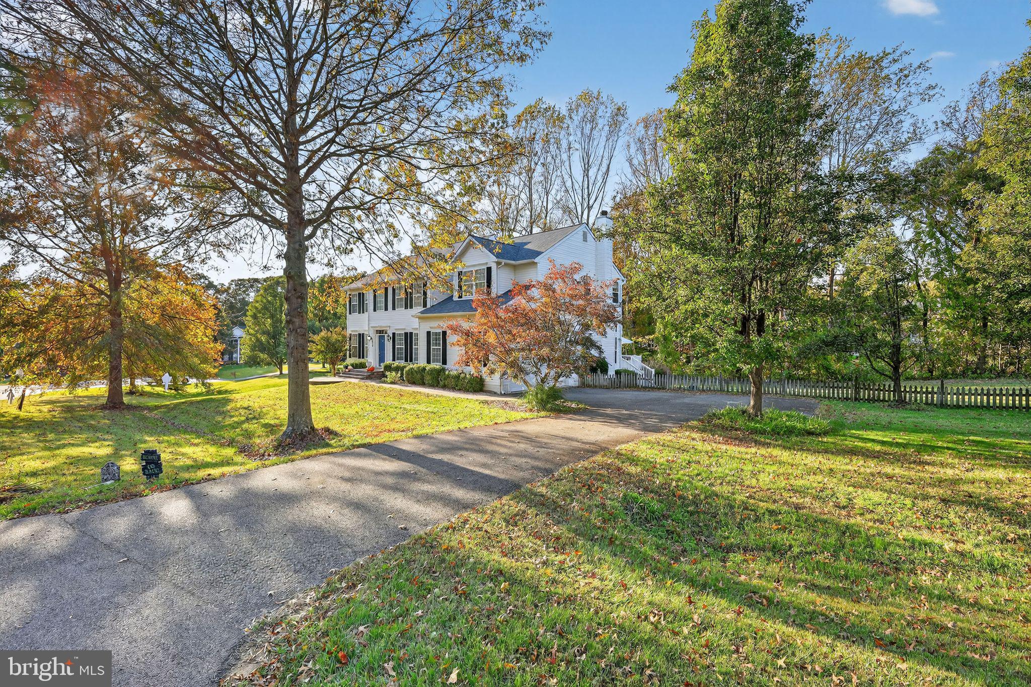 5650 COLLINGTON COURT