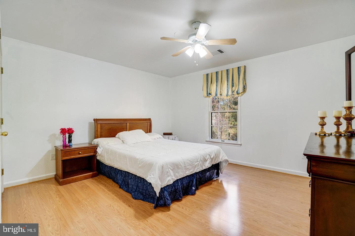 ARAGONA VILLAGE - Residential Lease