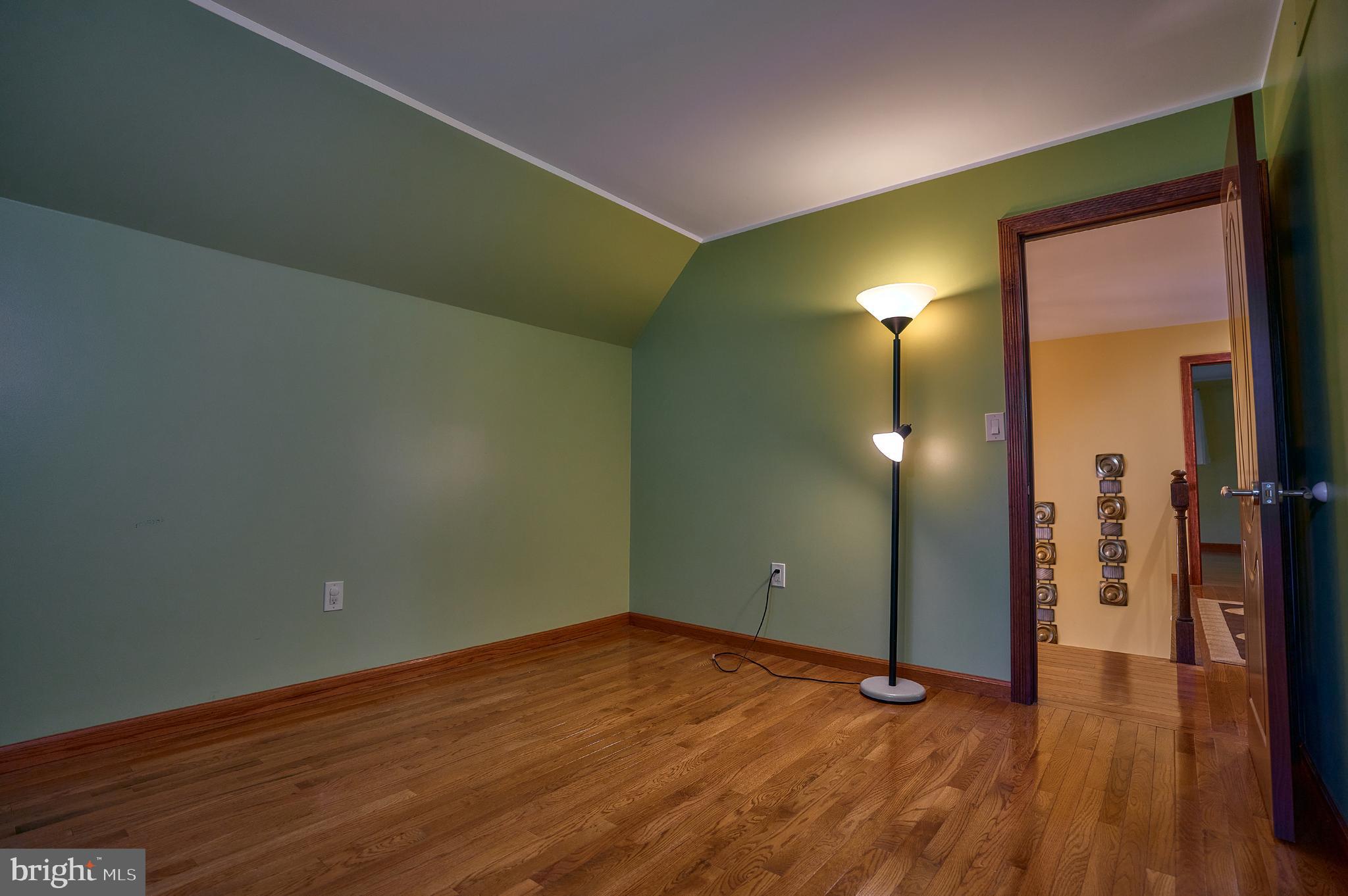 LONGFIELD WOODS - Residential