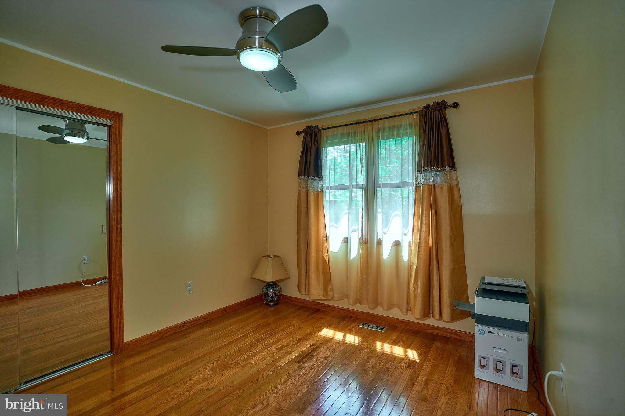 LONGFIELD WOODS - Residential