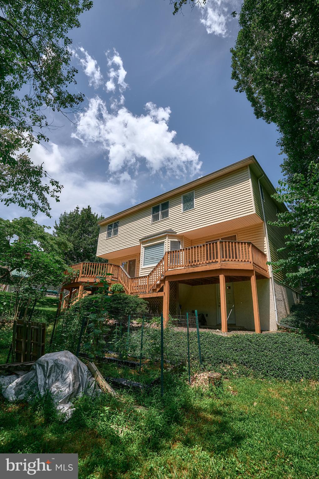 LONGFIELD WOODS - Residential