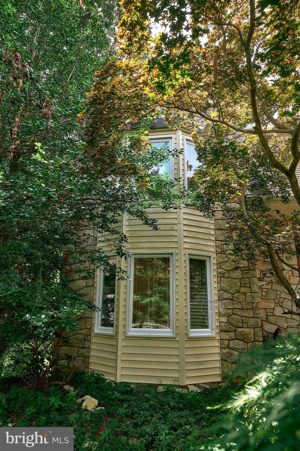 Photo of 905 Pebble Lane, SOUTHAMPTON, PA 18966 (MLS # PABU2115456)