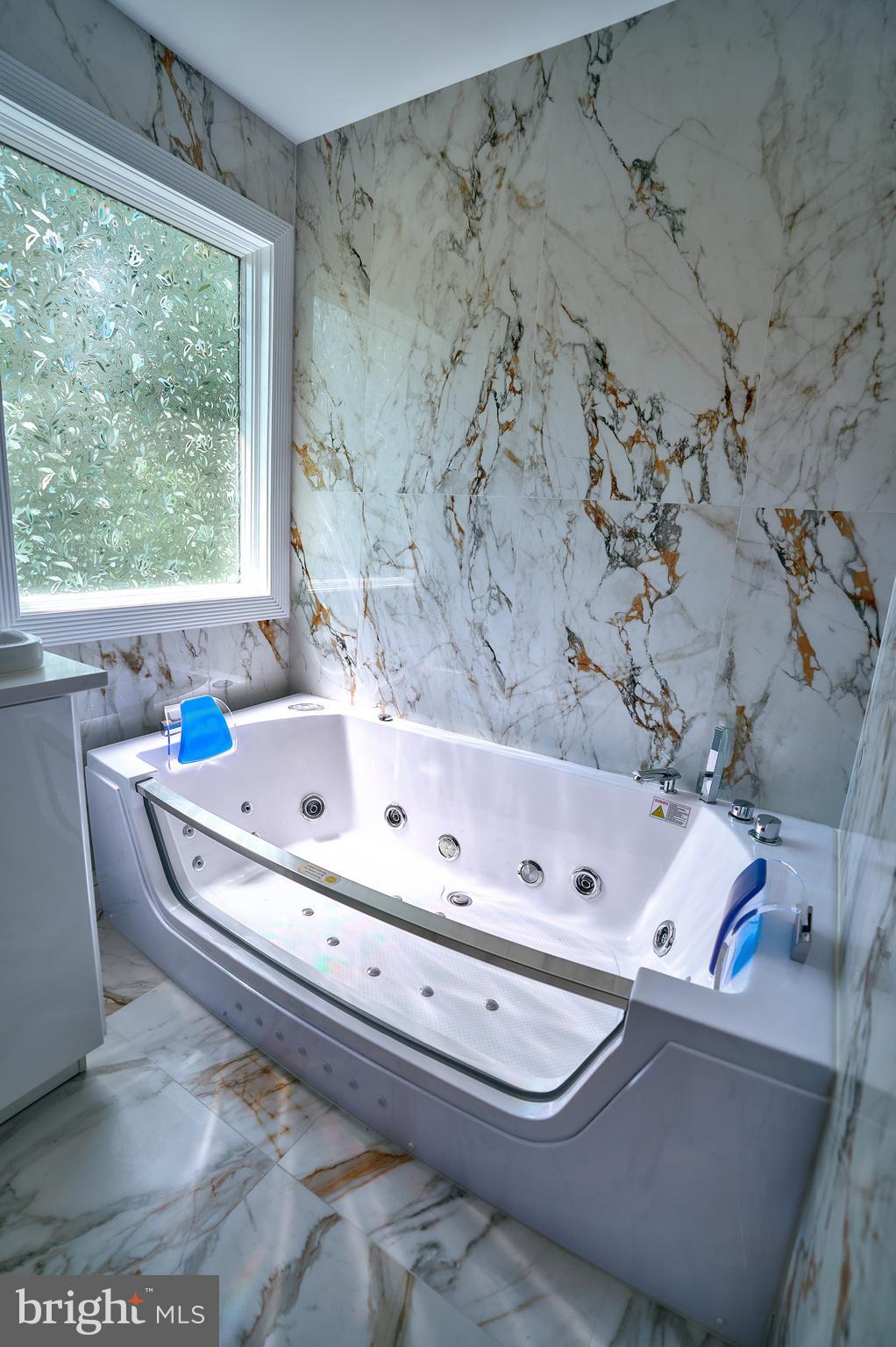 LONGFIELD WOODS - Residential