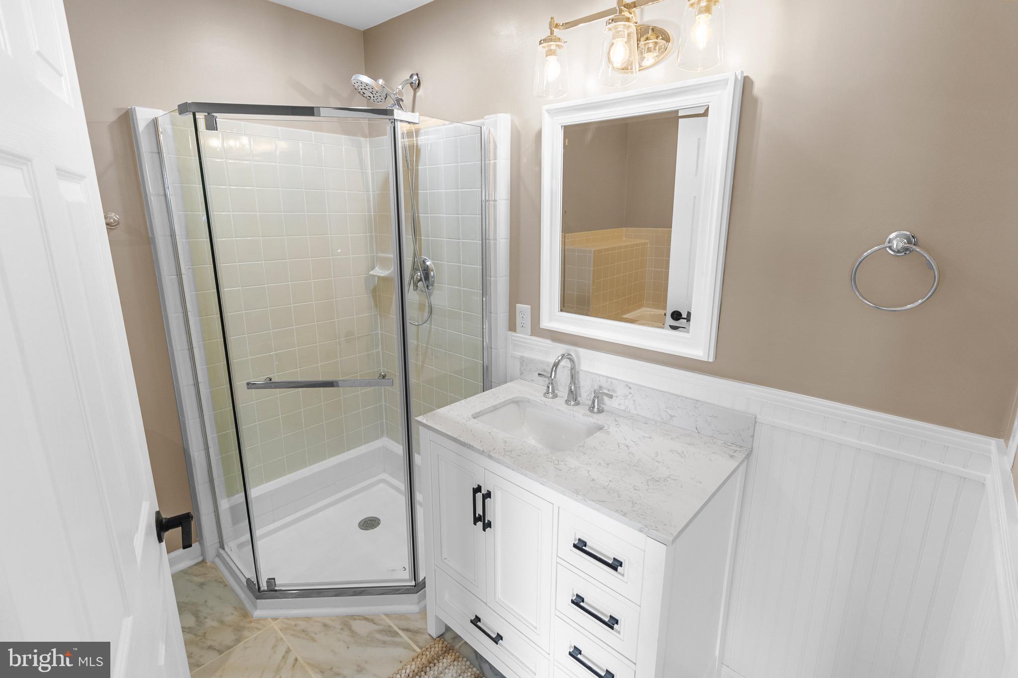 PRENTISS POINT - Residential