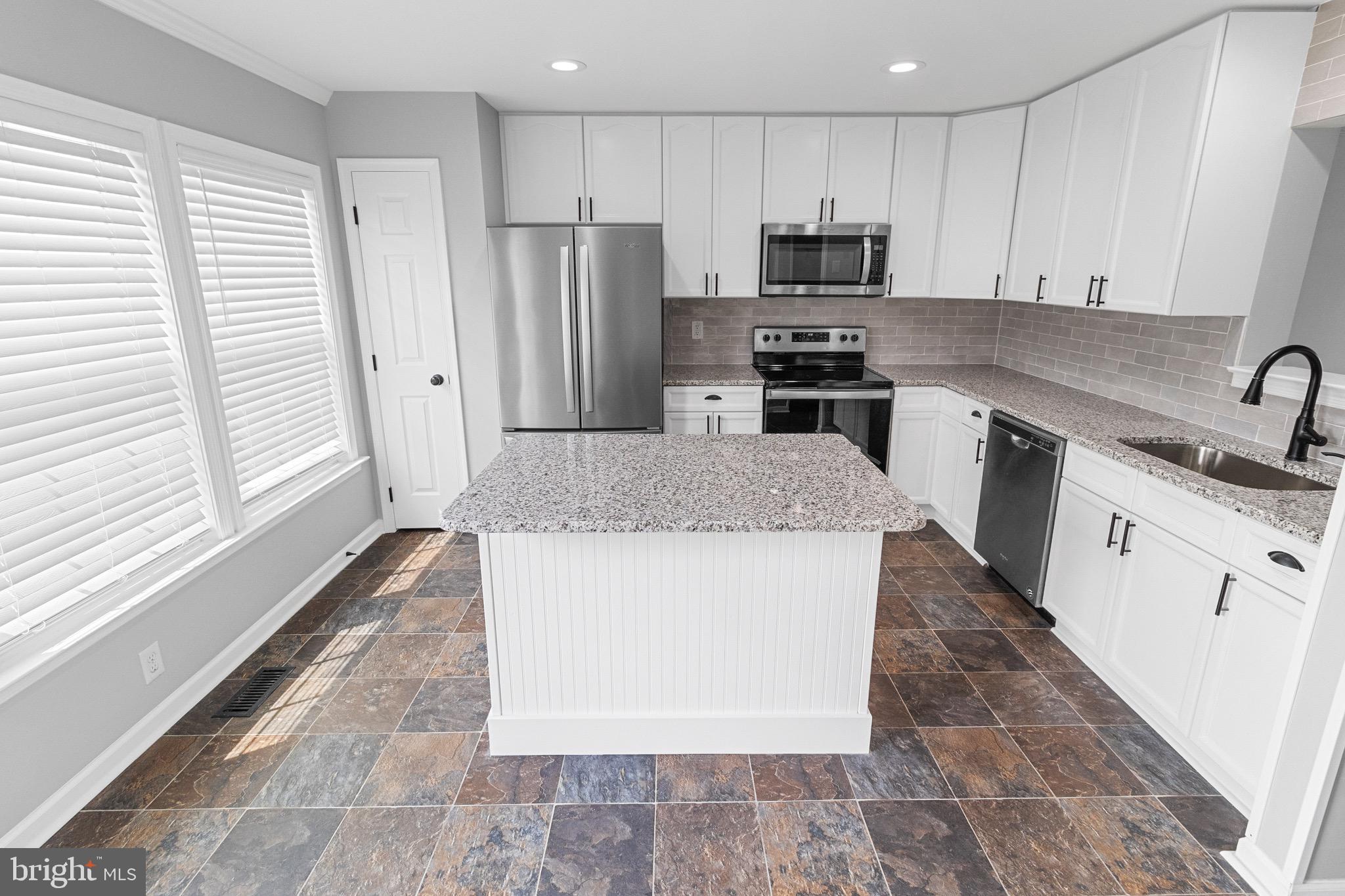 PRENTISS POINT - Residential