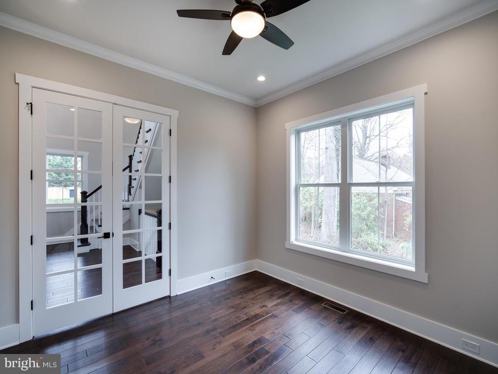 DUNN LORING GARDENS - Residential