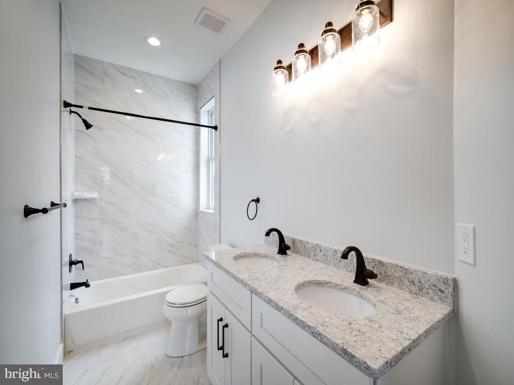 DUNN LORING GARDENS - Residential