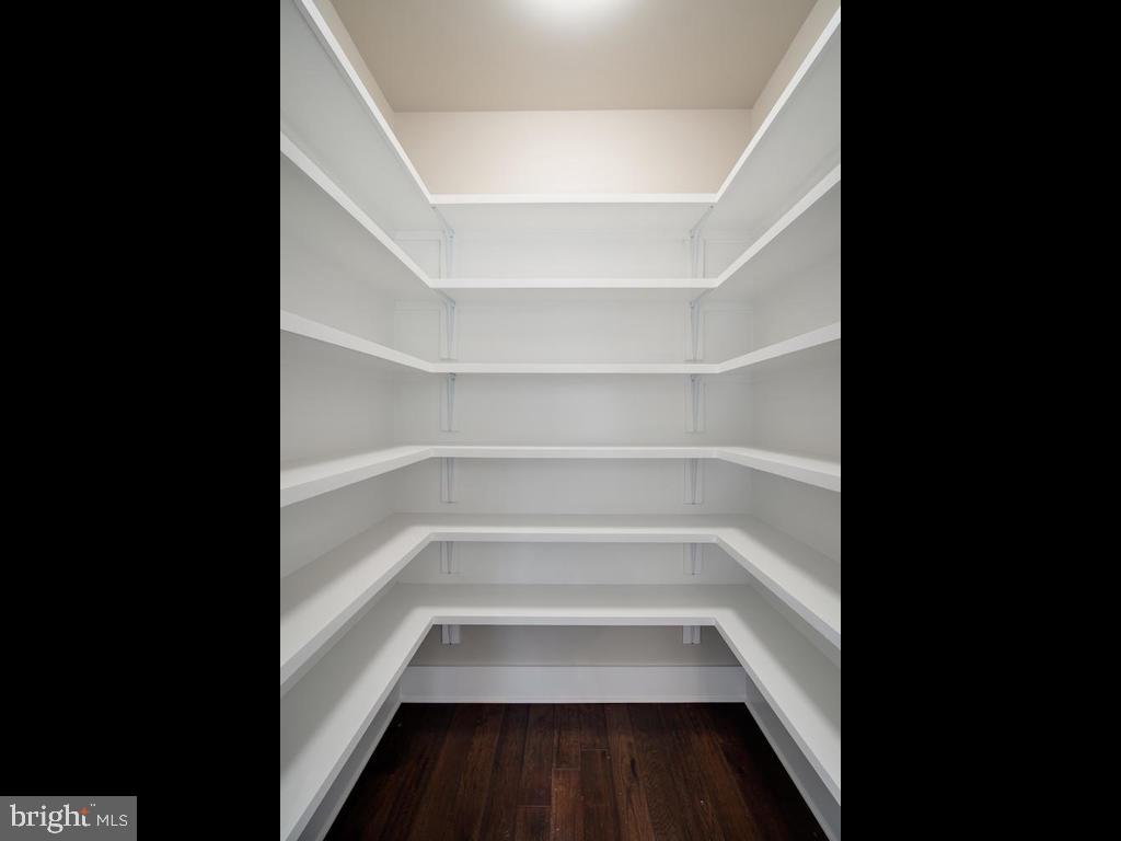 DUNN LORING GARDENS - Residential