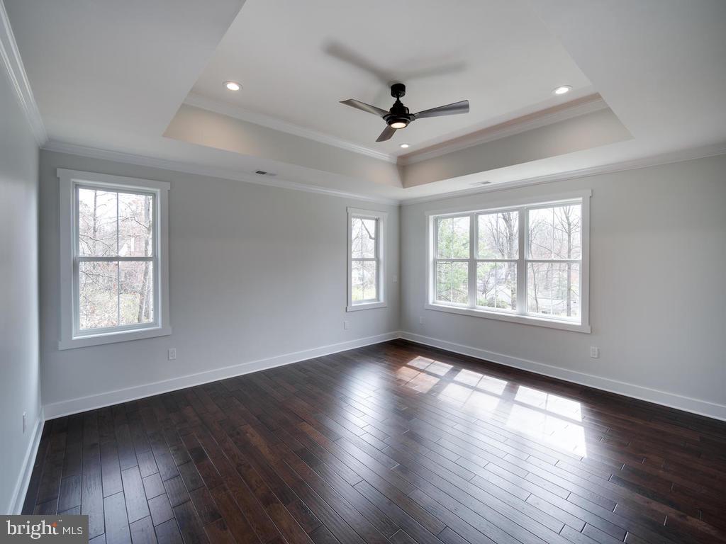 DUNN LORING GARDENS - Residential