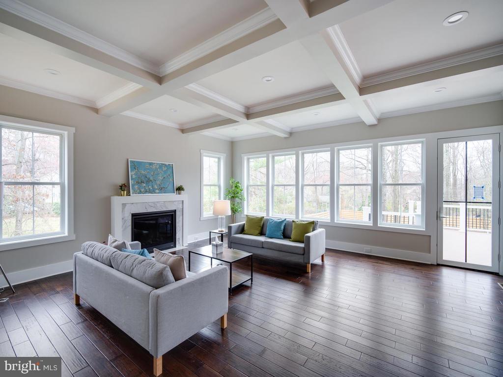 DUNN LORING GARDENS - Residential